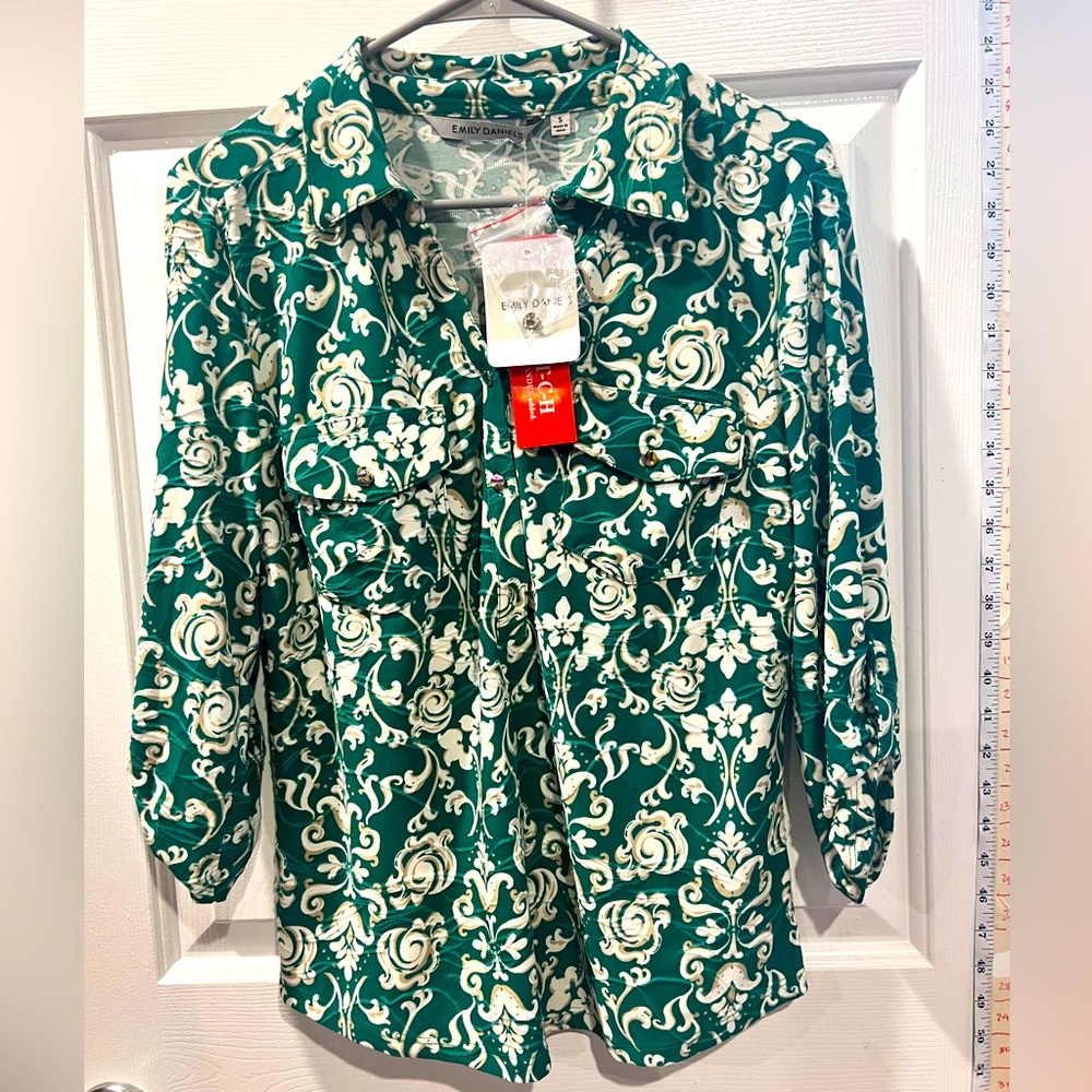 Emily Daniel’s Green and White Floral Blouse NWT